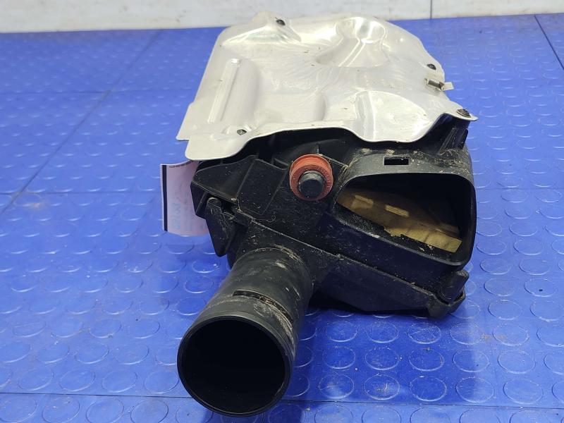 2017 Mercedes C-Class Air Cleaner