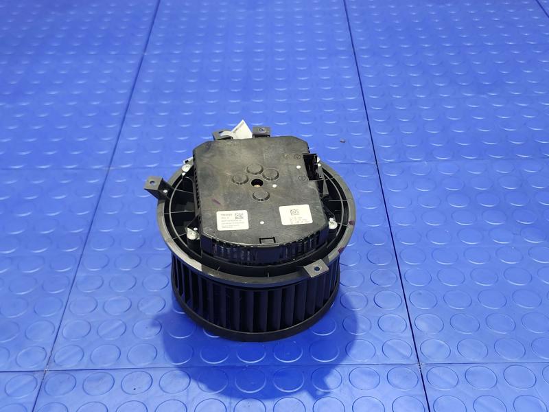 2015 Chevrolet Tahoe Blower Motor