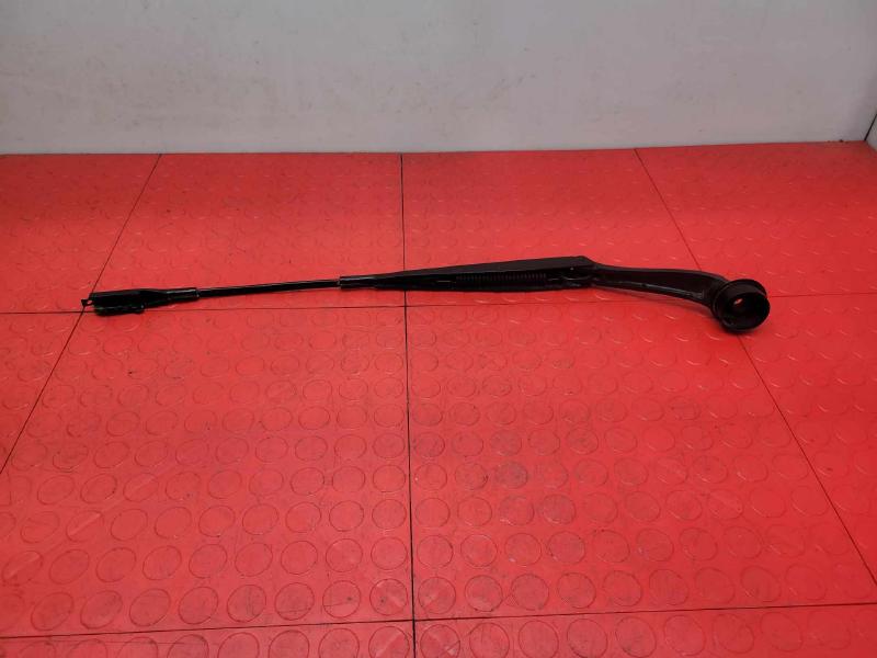 2013 Ford Fusion Wiper Arm