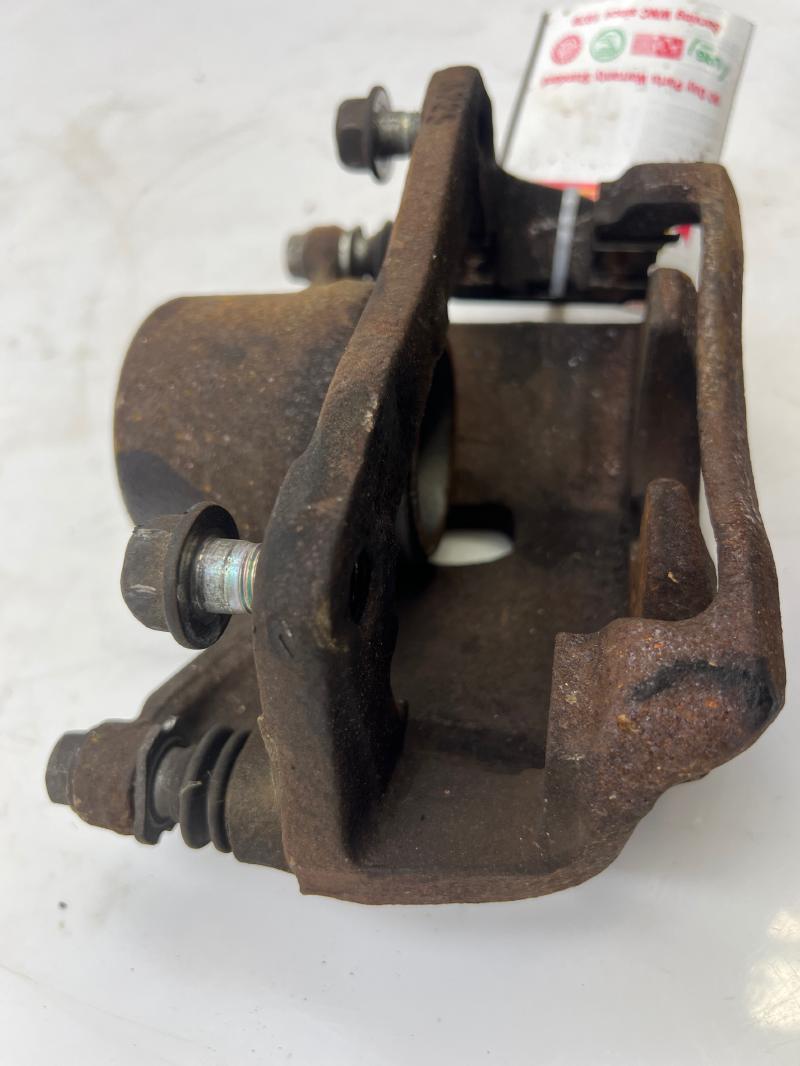 2002 Honda CR-V Caliper