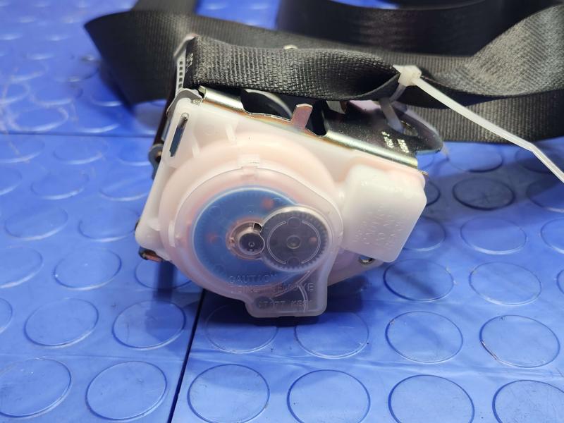 2018 Buick Regal Rear Seat Belt