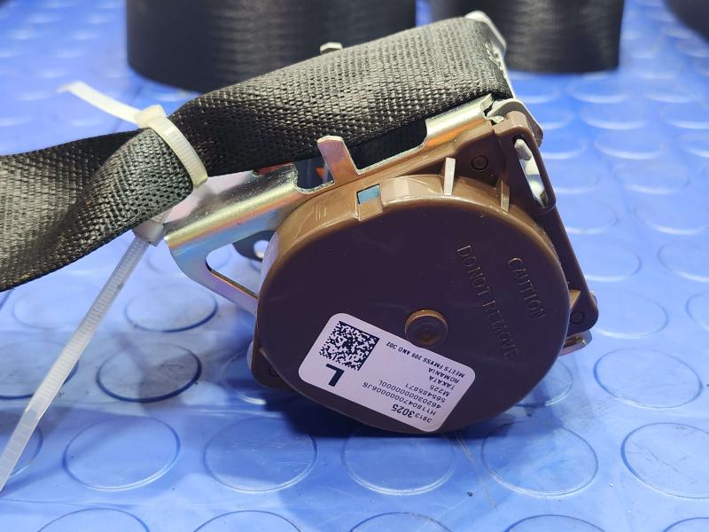 2018 Buick Regal Rear Seat Belt