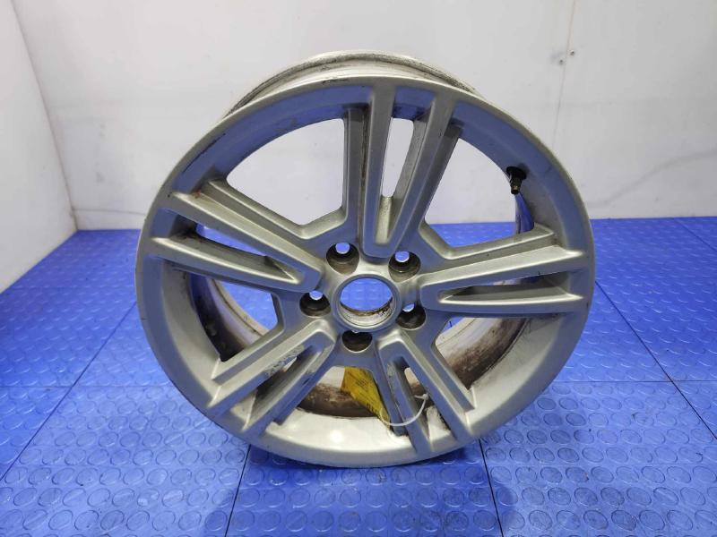 2014 Ford Mustang Wheel