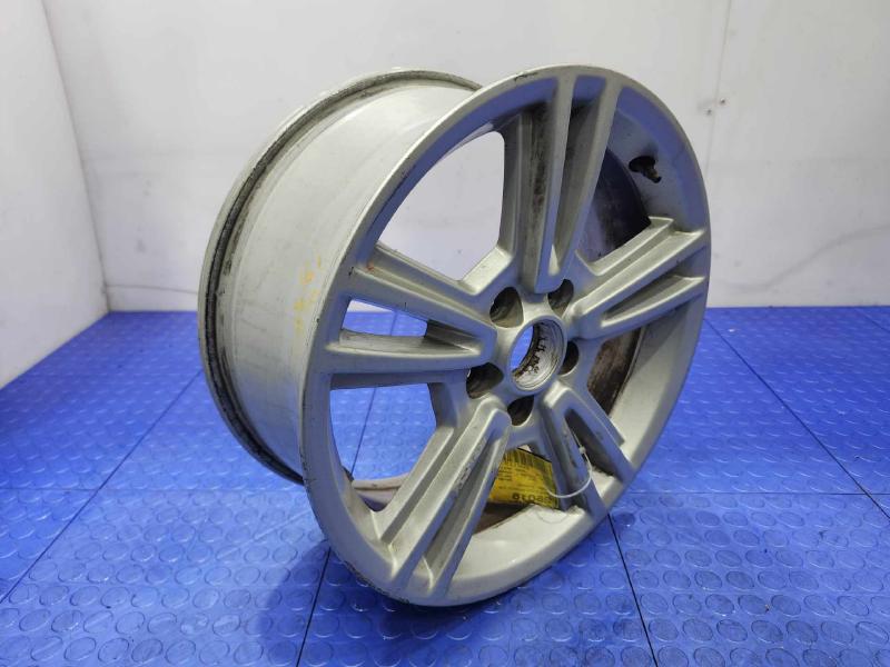 2014 Ford Mustang Wheel