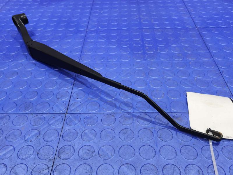 2015 GMC Yukon XL Wiper Arm