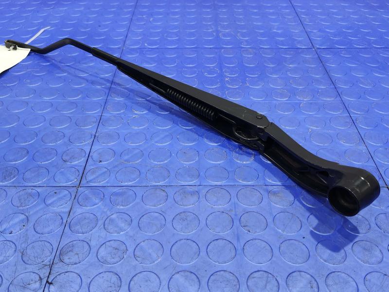 2015 GMC Yukon XL Wiper Arm