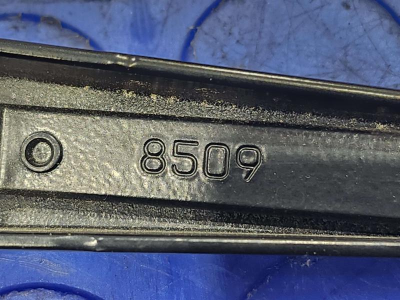 2015 GMC Yukon XL Wiper Arm