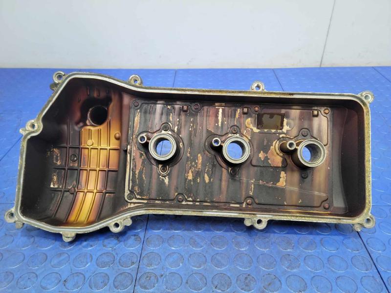 2003 Toyota 4Runner Valve Cover