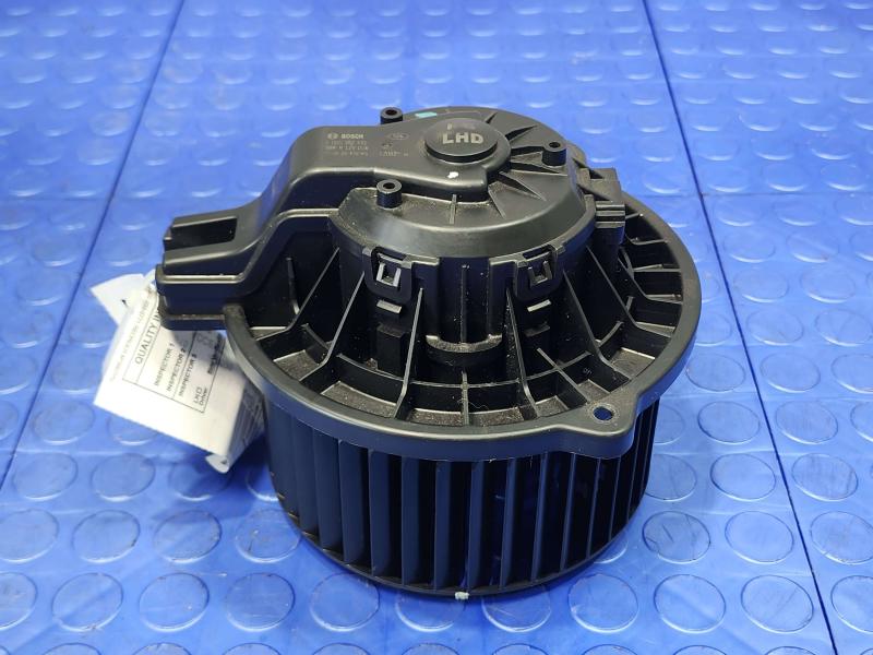 2012-2017 Hyundai Accent Heater AC Blower Motor Assembly OEM 971111R000