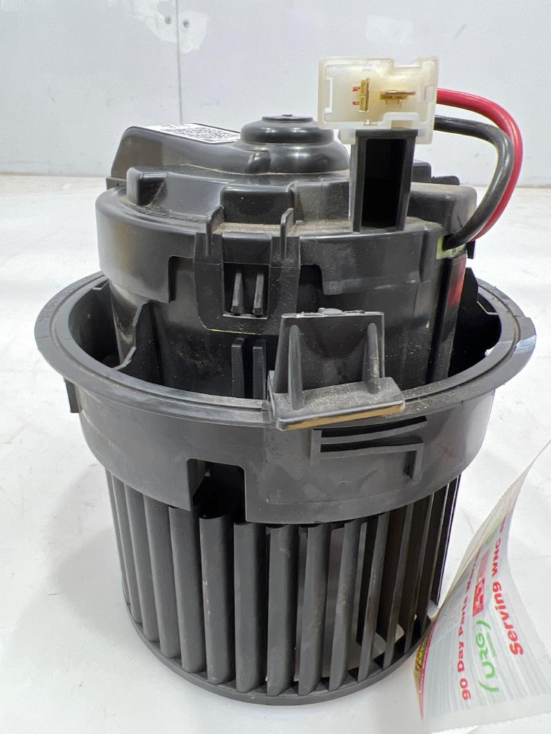 2020 - 2022 Nissan Versa Heater AC Blower Motor Assembly OEM 272265RB1A