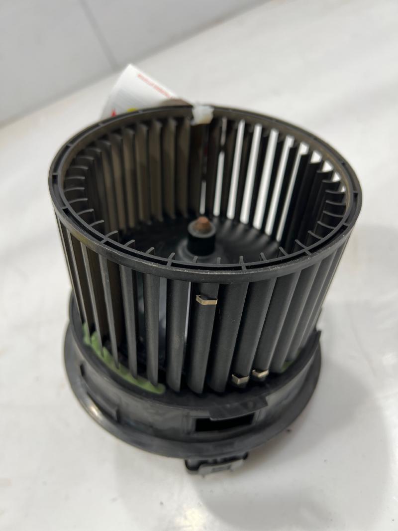 2020 - 2022 Nissan Versa Heater AC Blower Motor Assembly OEM 272265RB1A