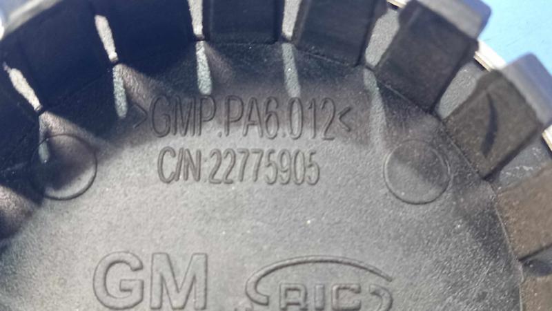 2015 Chevrolet Camaro Center Cap