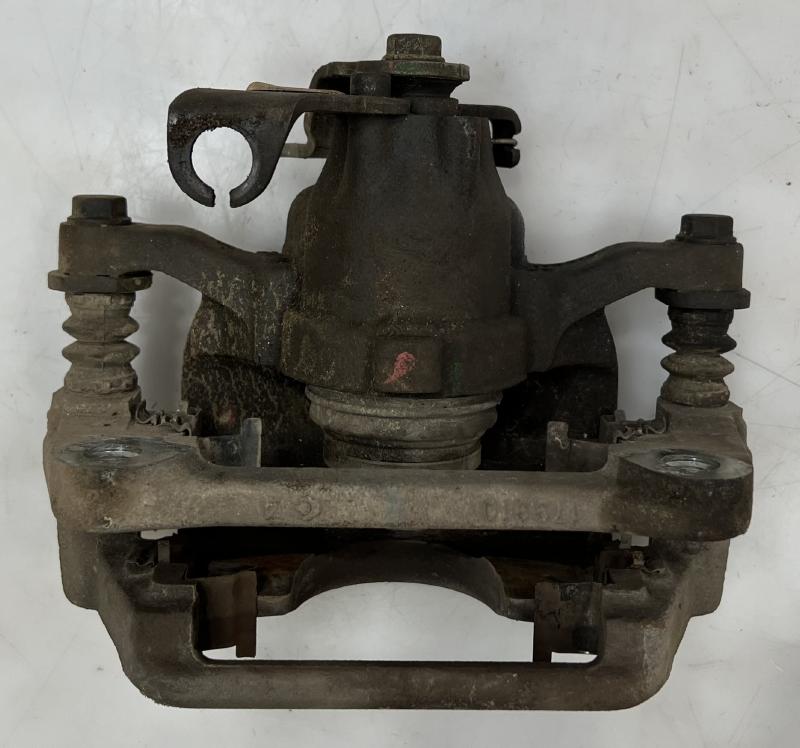 2013 Chrysler Town & Country Caliper