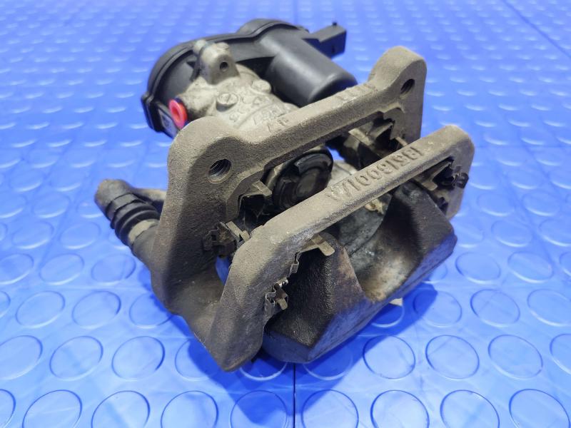 2017 Chrysler 200 Caliper