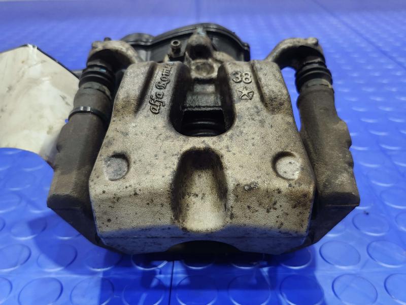 2017 Chrysler 200 Caliper