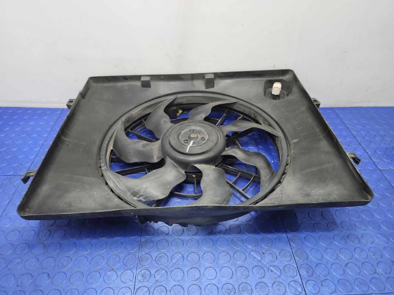 2011-2013 Hyundai Sonata 2.4L Engine Cooling Fan Assembly OEM 253803Q170