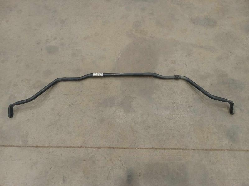 2017-2019 Buick Lacrosse Rear Swaybar Stabilizer Bar Genuine OEM 84119839
