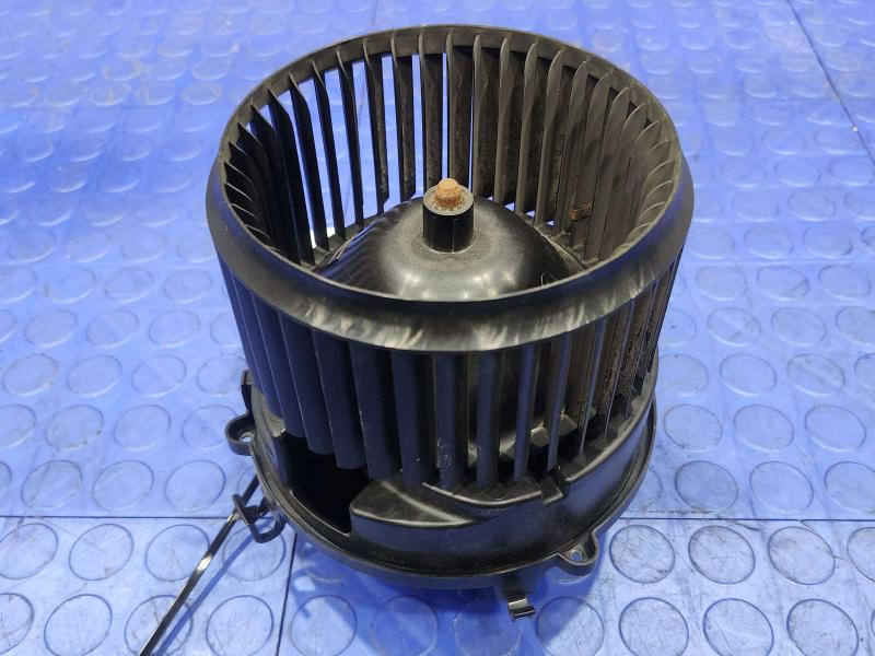 2016-2019 BMW X1 Front Heater AC Blower Motor Assembly Genuine OEM 64119297752