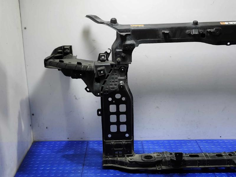 2013 Hyundai Santa Fe Radiator Support