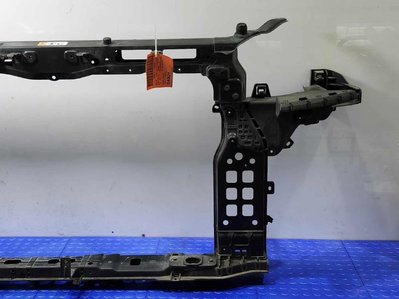 2013 Hyundai Santa Fe Radiator Support