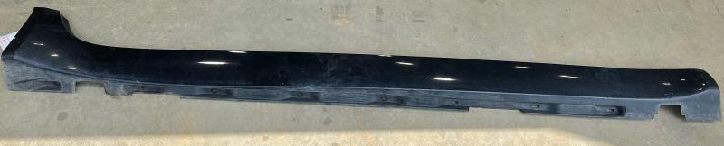 2011 Jaguar XF Rocker Moulding