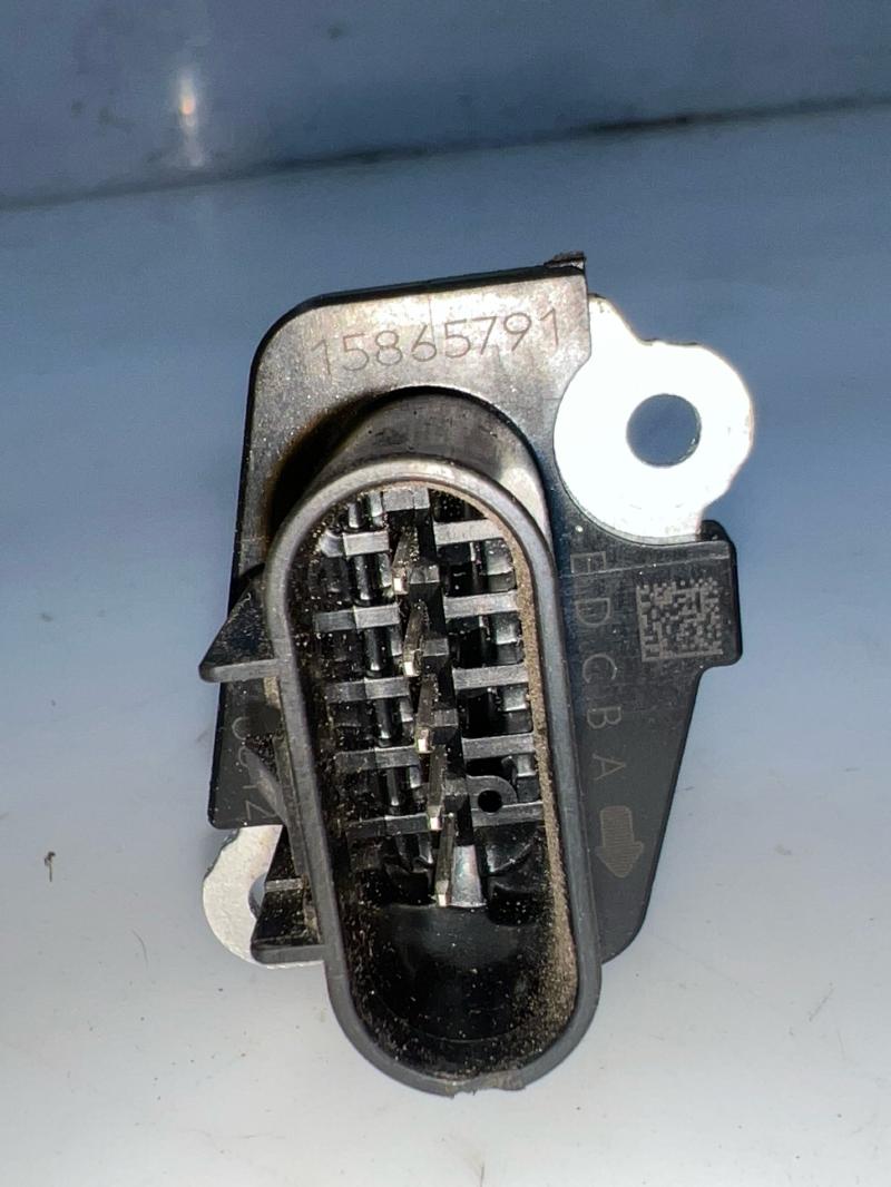 2010 GMC Terrain Air Flow Meter
