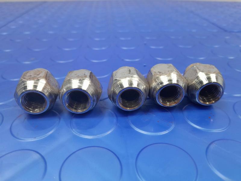 2020 Kia Optima Lug Nuts