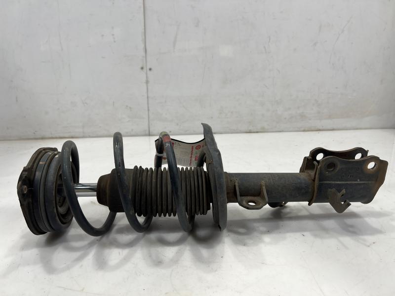 2013 - 2019 Nissan Sentra Front Strut Assembly RH Passenger Side OEM E43029AM0B