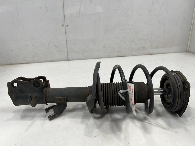 2013 - 2019 Nissan Sentra Front Strut Assembly RH Passenger Side OEM E43029AM0B
