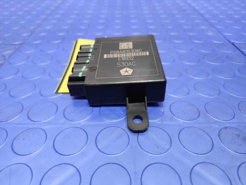 2020 Dodge Ram 1500 Front Park Assist Control Module Genuine OEM 68440530AC