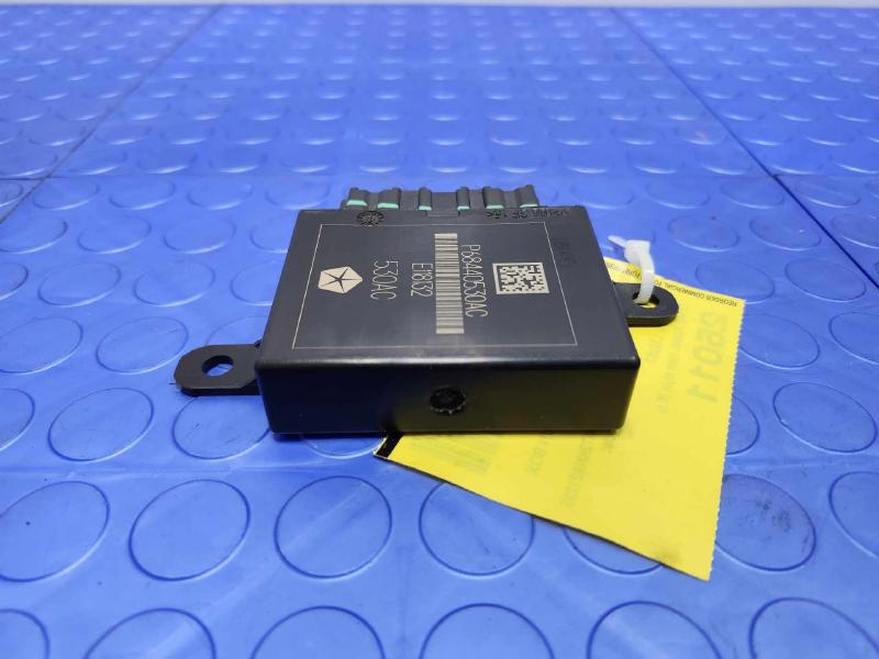 2020 Dodge Ram 1500 Front Park Assist Control Module Genuine OEM 68440530AC