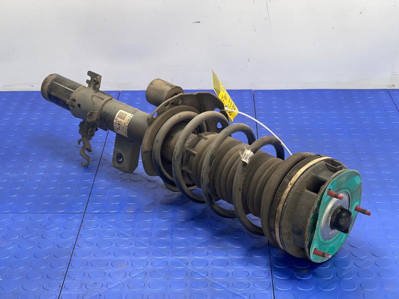 2012 Land Rover Evoque Strut Assembly