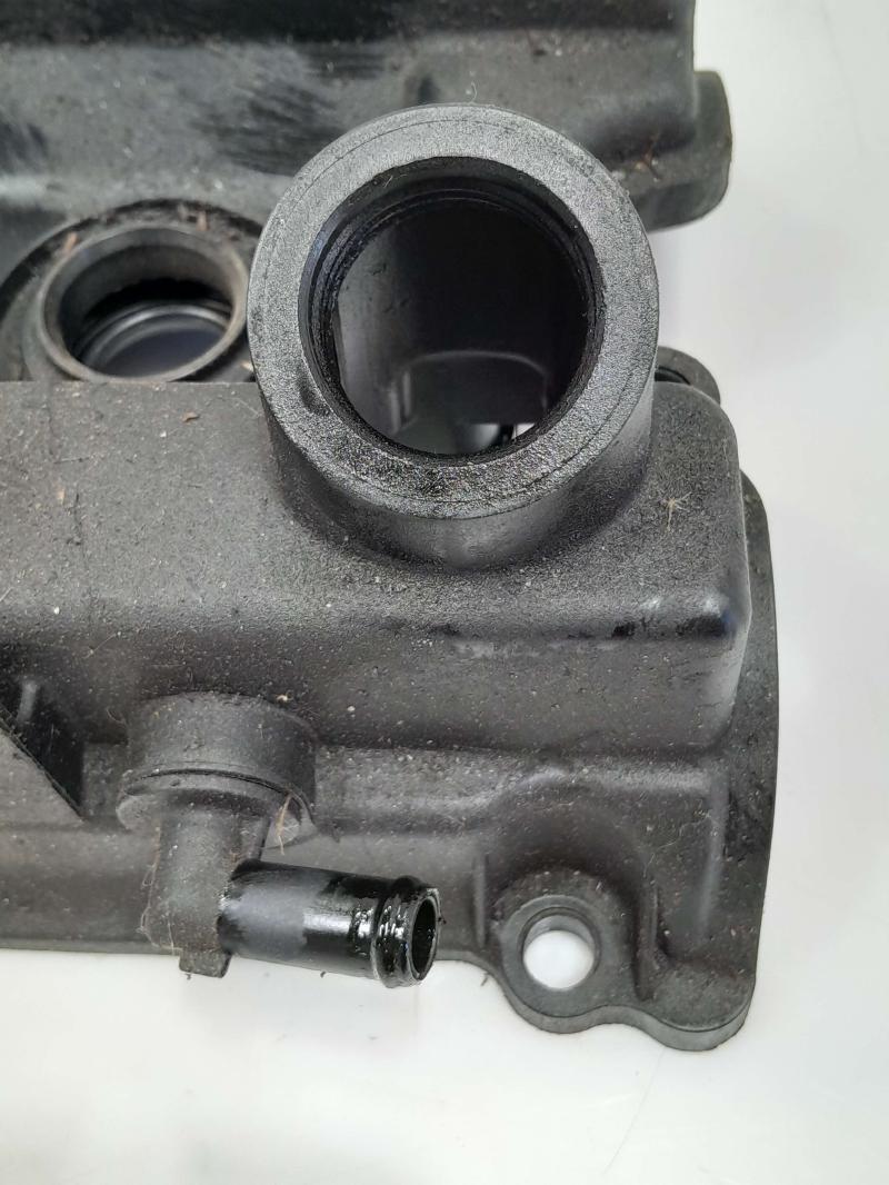 2006 Nissan Xterra Valve Cover