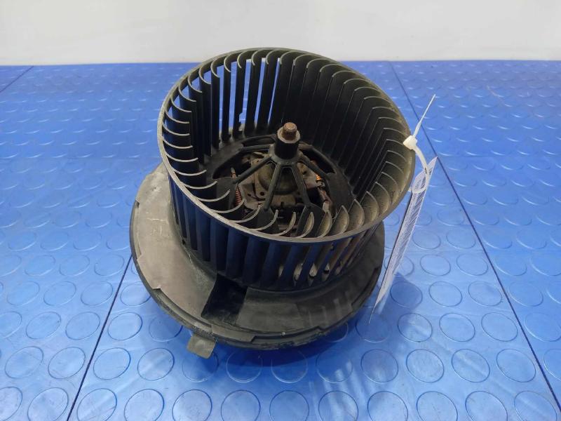 2006 Volkswagen Passat Blower Motor