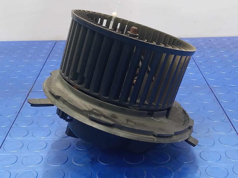 2006 Volkswagen Passat Blower Motor