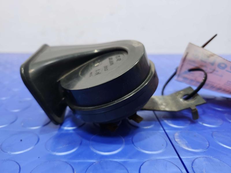 2011-2024 infiniti QX56 QX80 High Note Horn Assembly Genuine OEM 256101V80A