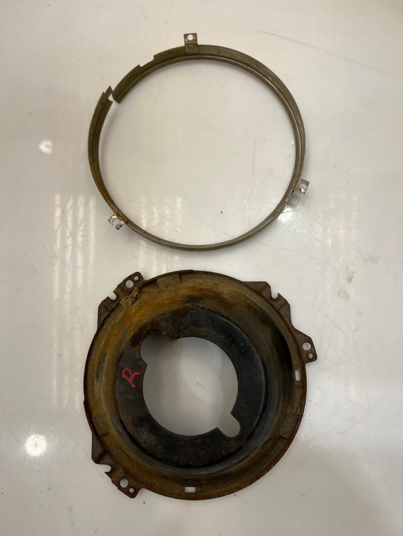 1976 Oldsmobile Cutlass Headlight Bucket