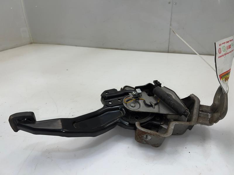 2011 - 2014 Hyundai Sonata 2.4L Parking Brake Pedal Assembly OEM 59700-3S000