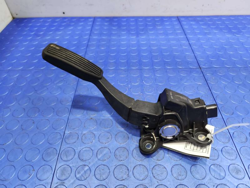 2015 Honda Fit Pedal Assembly