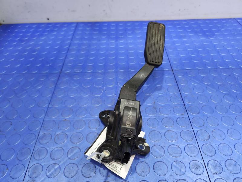 2015 Honda Fit Pedal Assembly