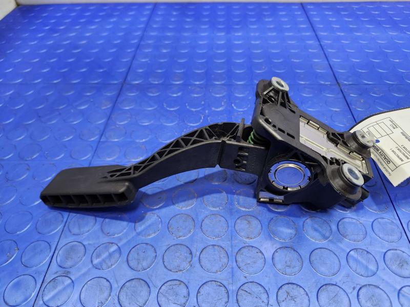 2015 Honda Fit Pedal Assembly