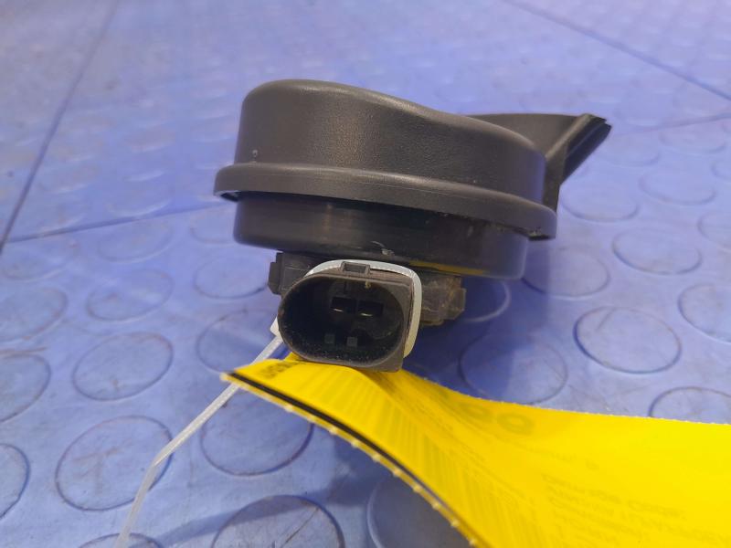 2009-2017 Audi Q5 Low Note Horn Assembly Genuine OEM Part 8T0951221