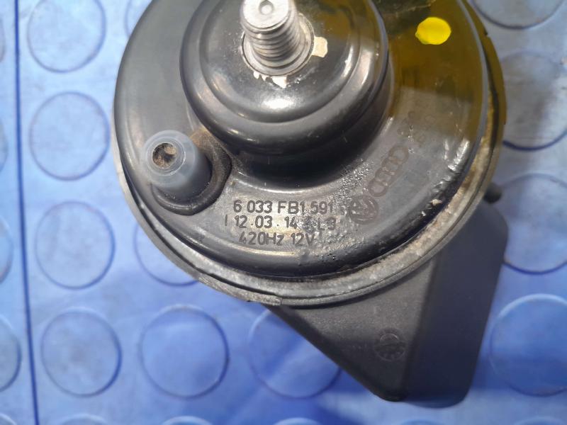 2009-2017 Audi Q5 Low Note Horn Assembly Genuine OEM Part 8T0951221