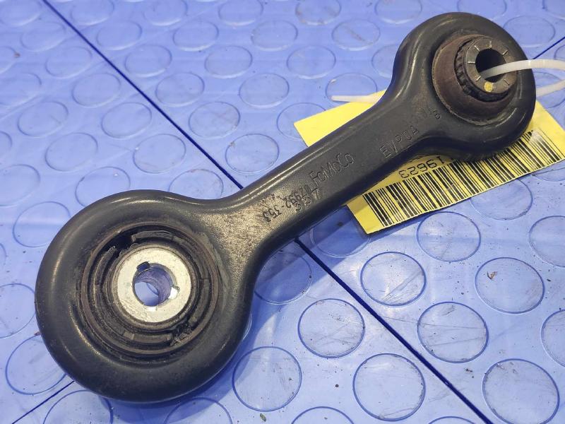 2016 Ford Mustang Lower Control Arm Rr