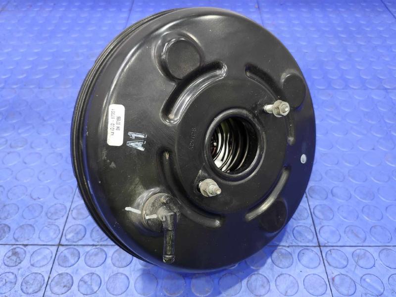 2010 Toyota RAV4 Power Brake Booster