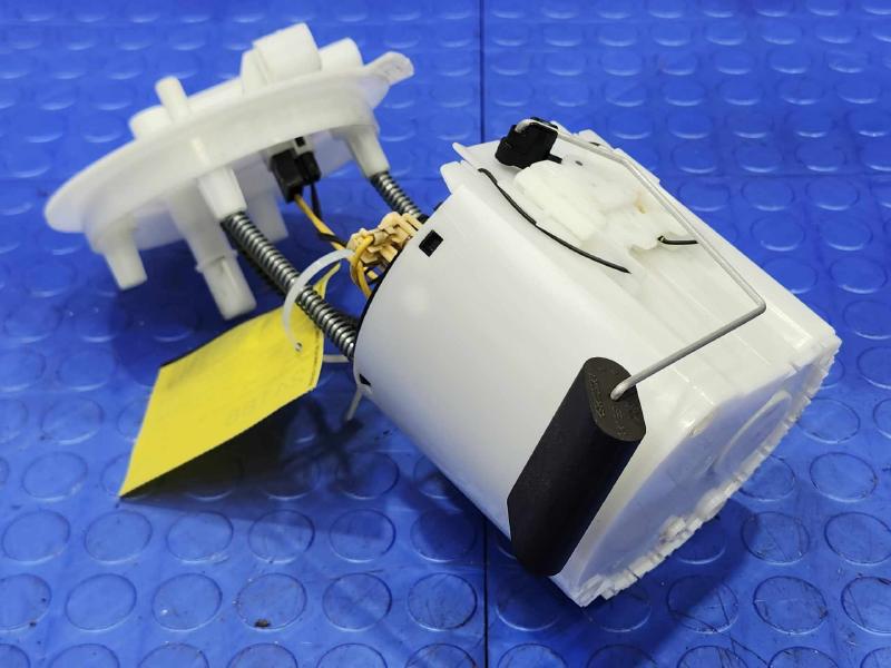 2017-2025 Cadillac XT5 AWD Tank Mounted Fuel Pump Assembly OEM 84479077