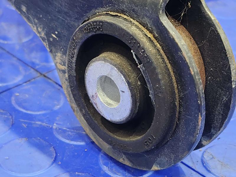 2014 Jeep Grand Cherokee Upper Control Arm Front
