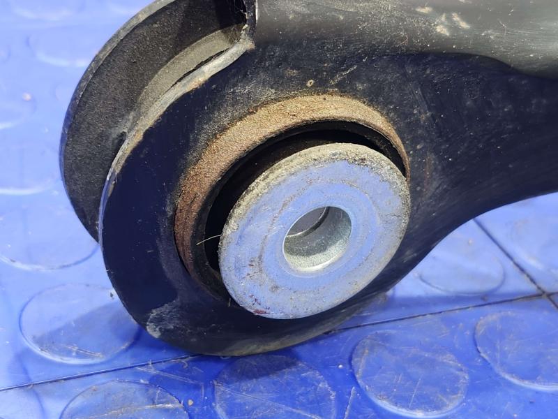 2014 Jeep Grand Cherokee Upper Control Arm Front