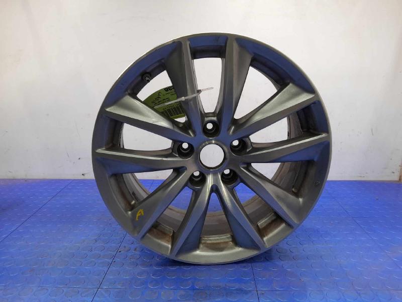 2015 Infiniti Q50 Wheel