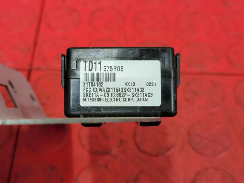 2010-2015 Mazda CX-9 Keyless Entry Receiver Module Genuine OEM TD11-67-5R0B